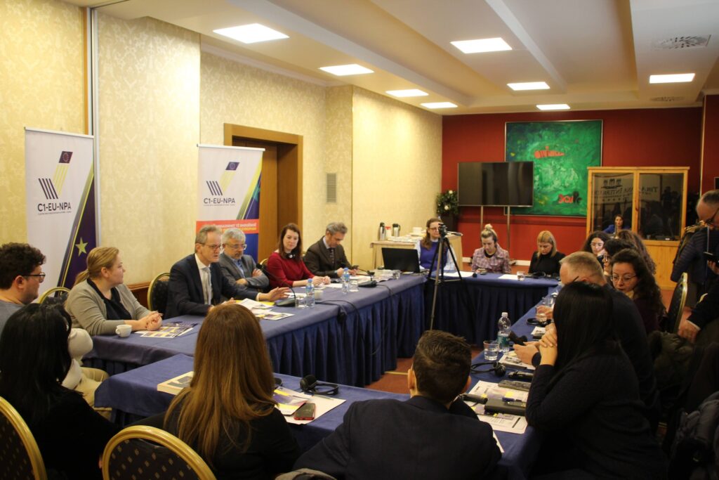 Meeting: The media and journalists, essential role in informing the public on the issues of European integration